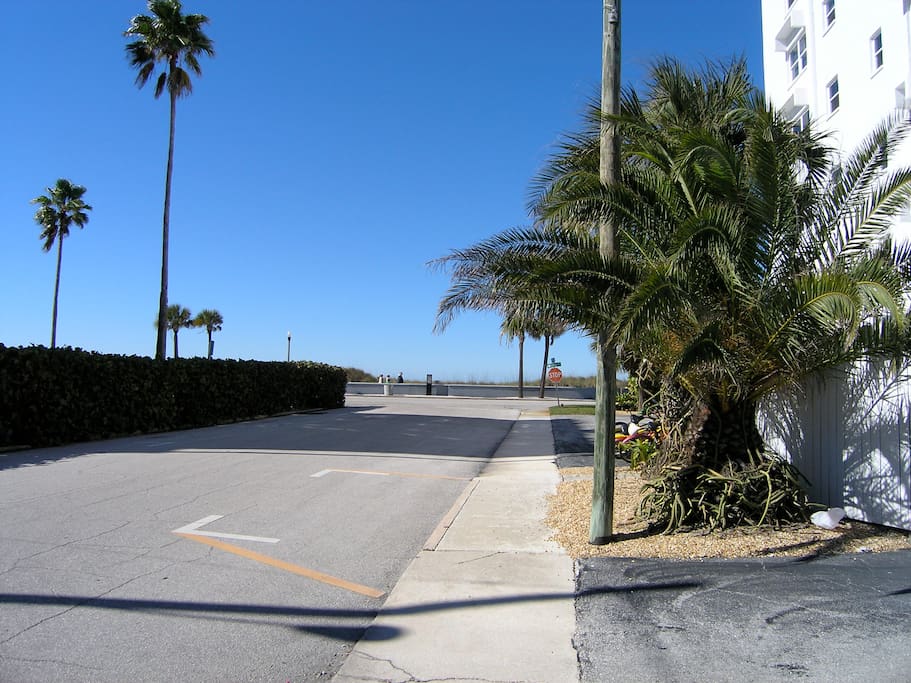 Cozy beach PassaGrille Cottage Houses for Rent in St Pete Beach